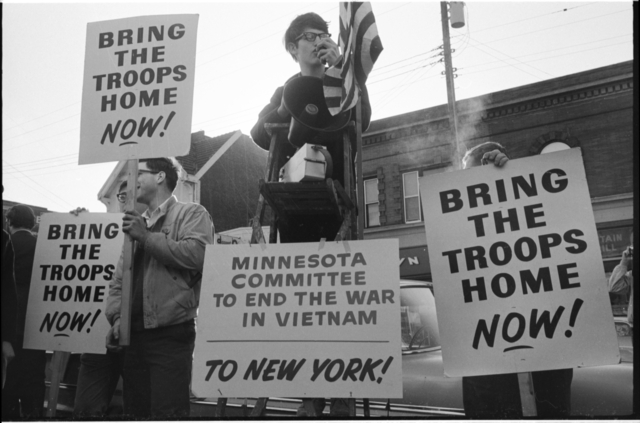 photo of protest against vietnam war