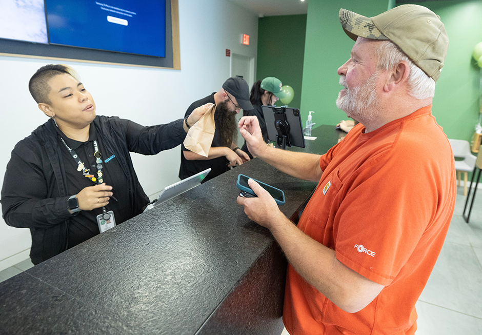 Competition for customers is likely to bring down prices in all states if federal restrictions are lifted.