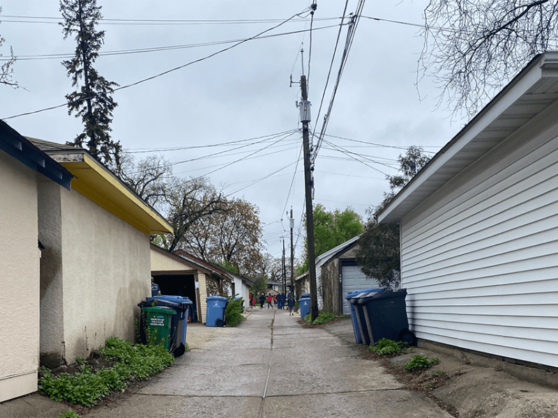 A residential alley in Minneapolis.
